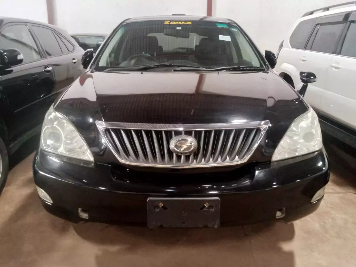 Toyota Harrier   - 2009