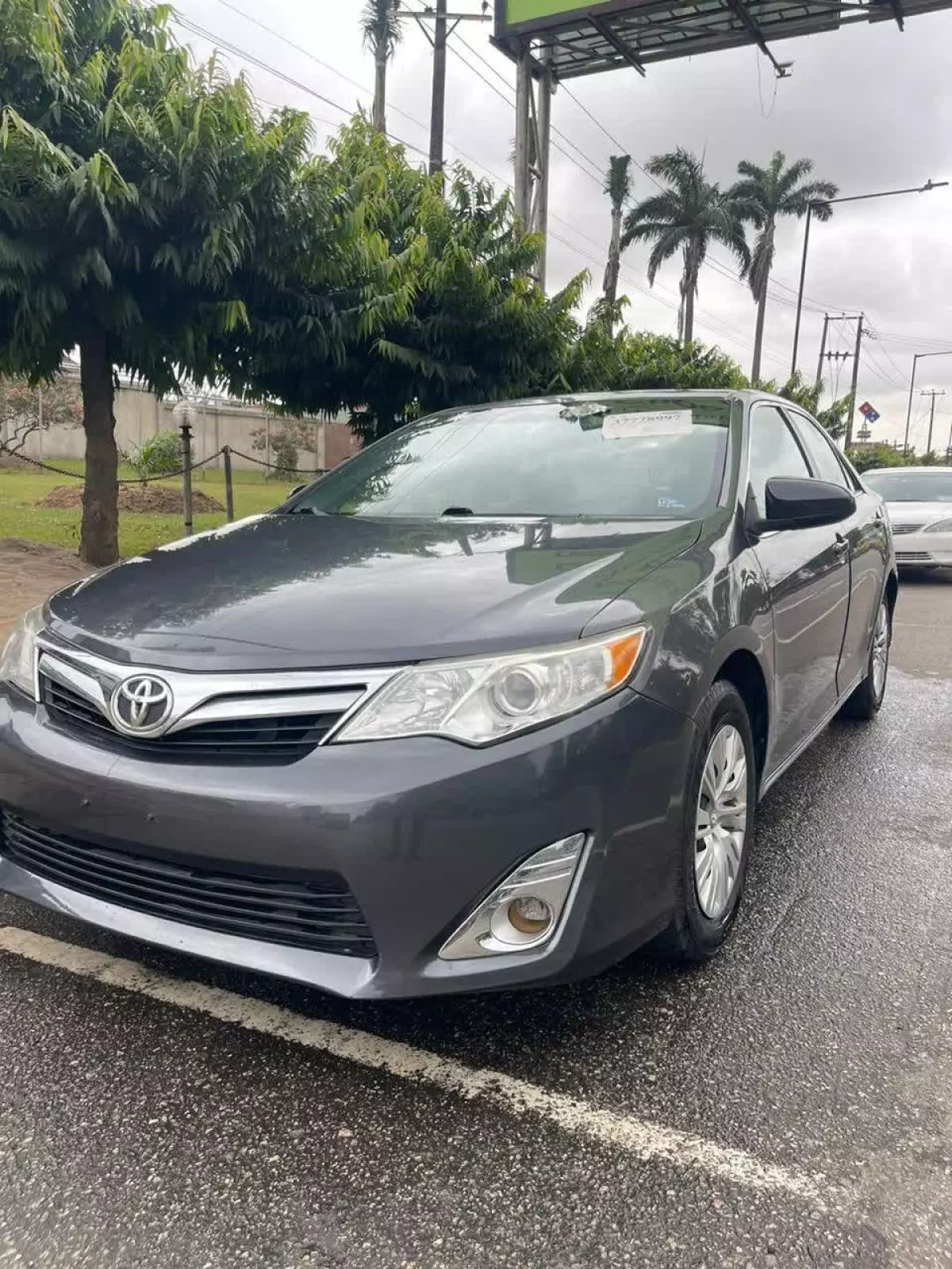 Toyota Camry   - 2012