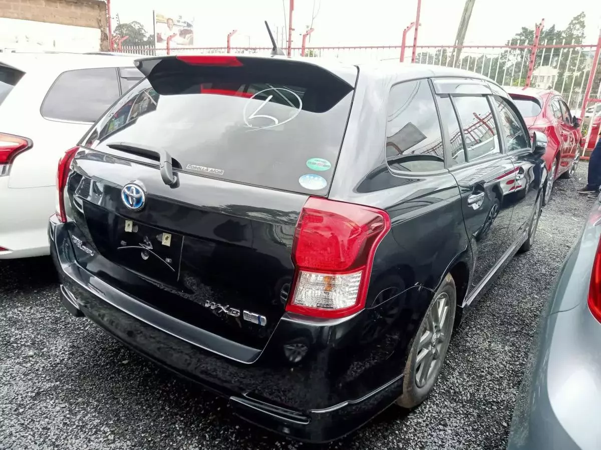 Toyota Fielder hybrid  - 2015