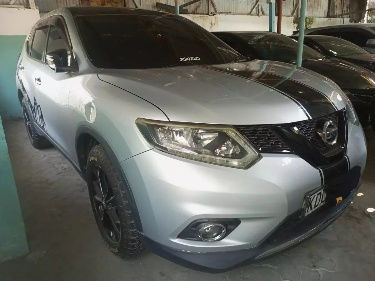 Nissan X-TRAIL - 2014