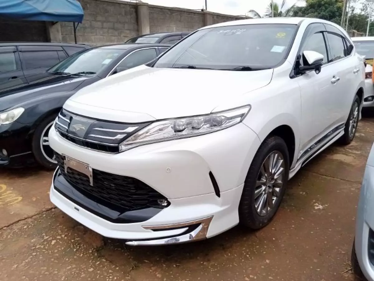 Toyota Harrier   - 2015