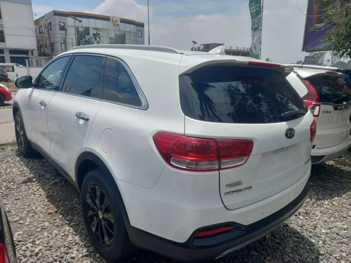 KIA Sorento   - 2017