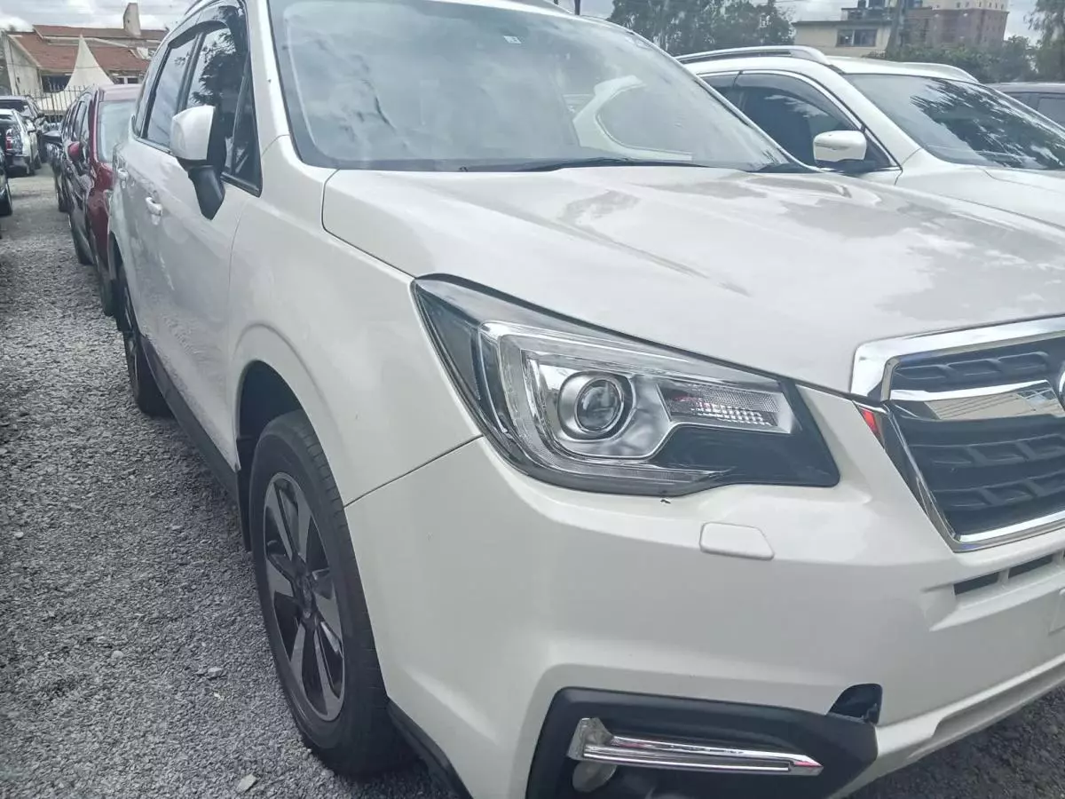 Subaru Forester   - 2017