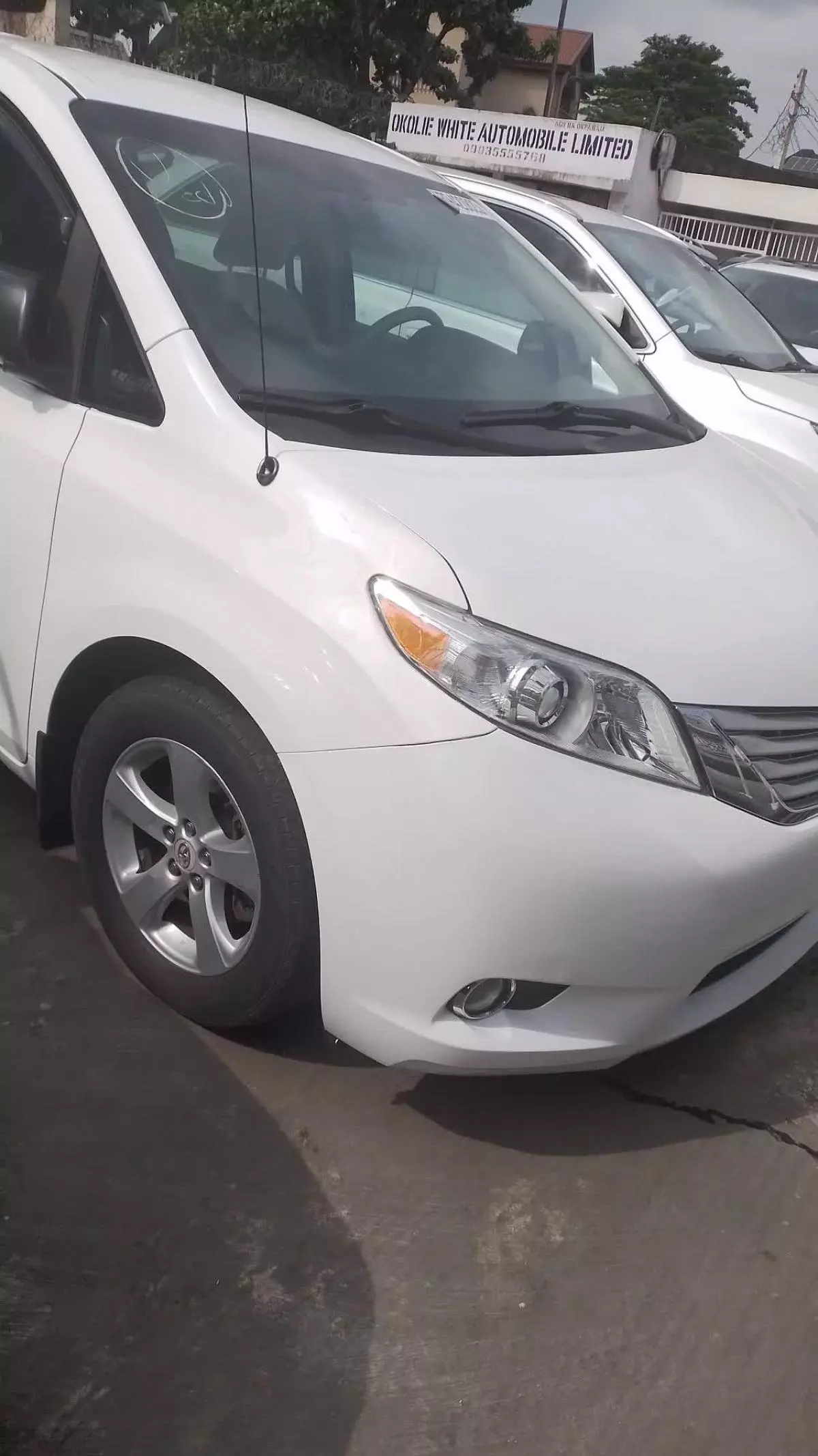 Toyota Sienna   - 2012