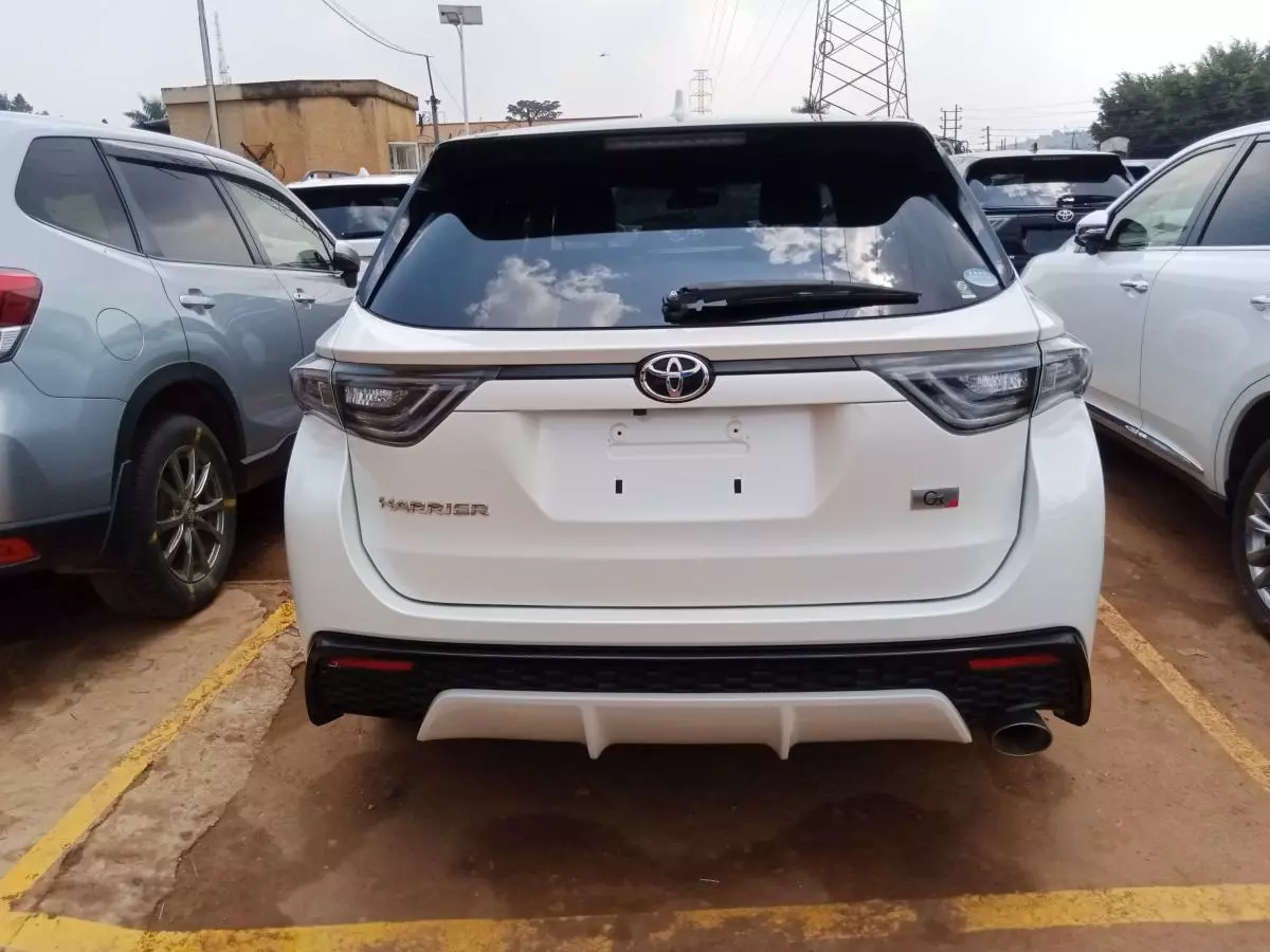 Toyota Harrier GS   - 2015