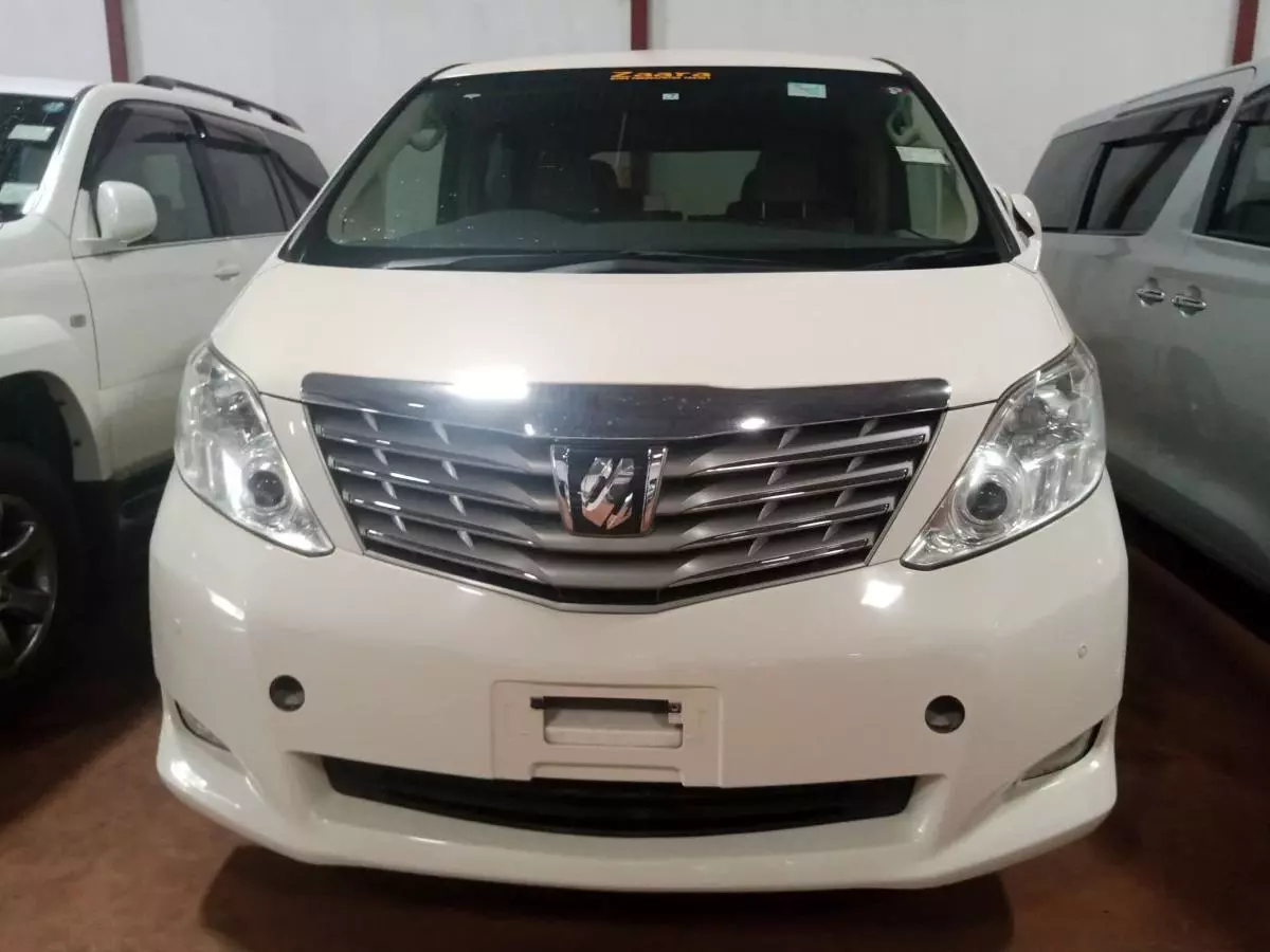 Toyota Alphard   - 2009