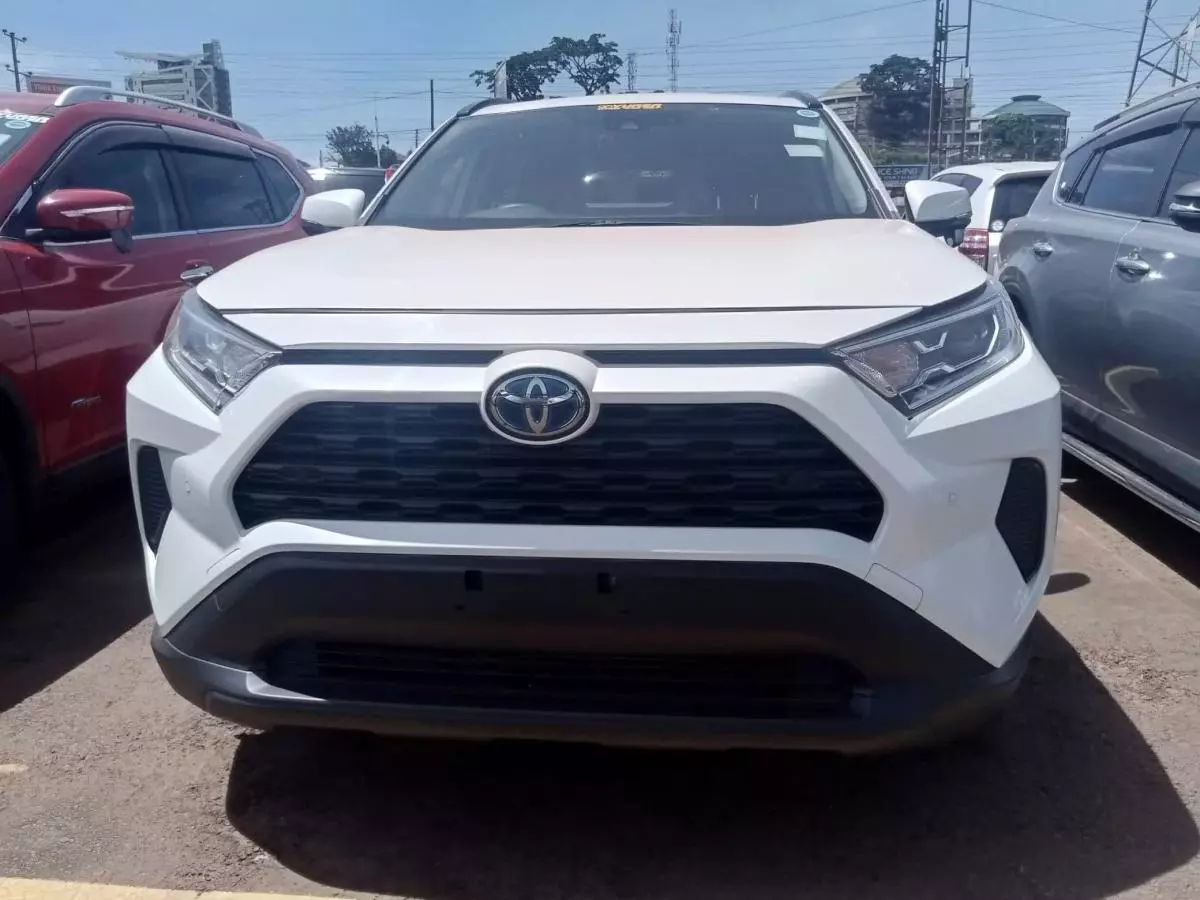 Toyota Rav 4 Hybrid   - 2021