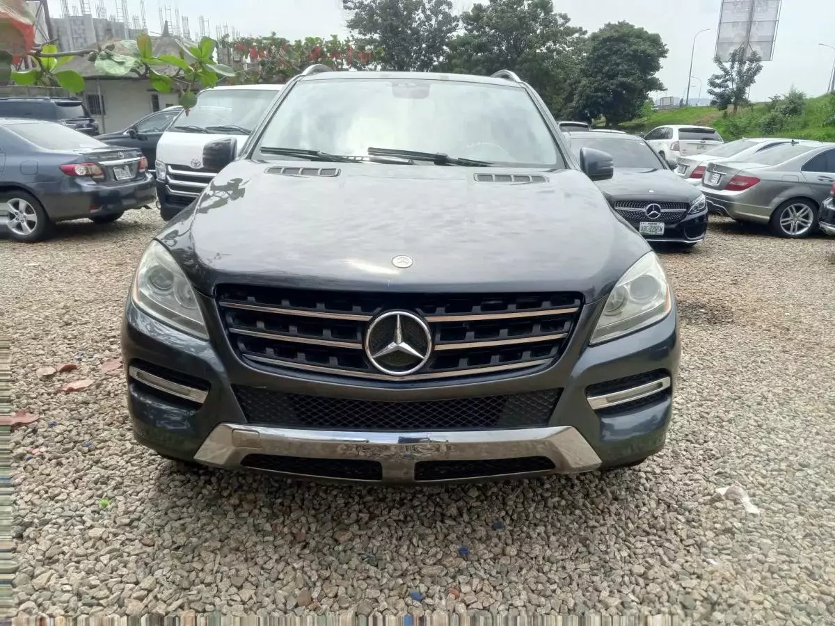 Mercedes-Benz ML 350   - 2012