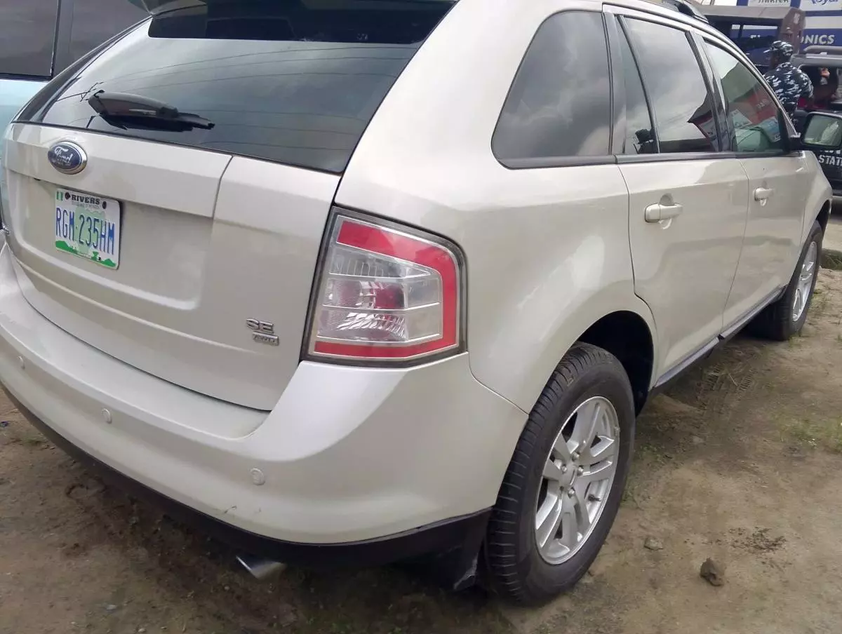 Ford Edge   - 2007