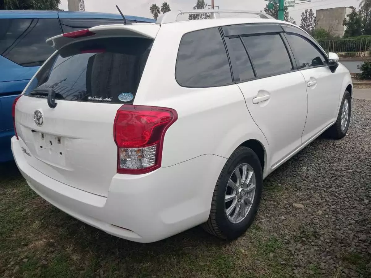 Toyota Fielder  - 2015