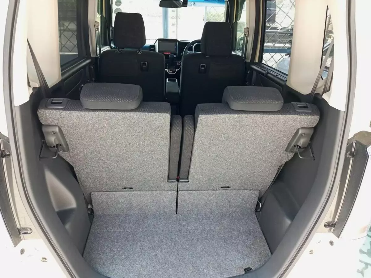 Honda N Box - 2015