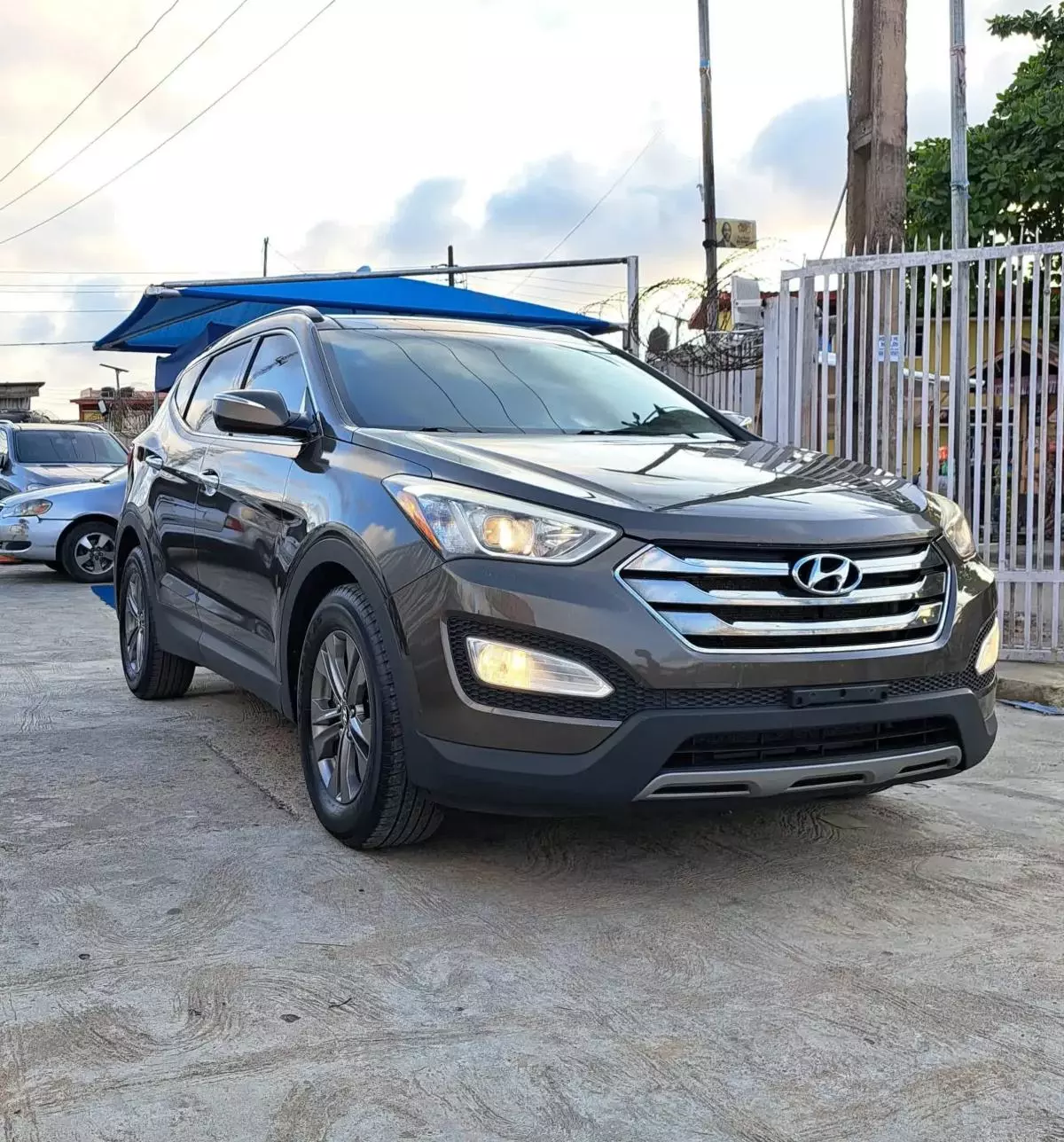 Hyundai Santa Fe   - 2014