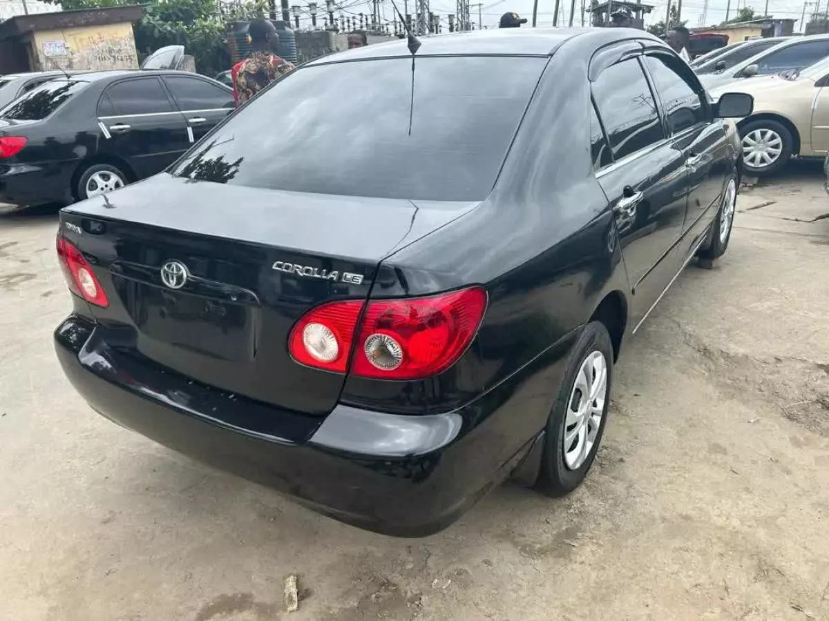 Toyota Corolla   - 2006