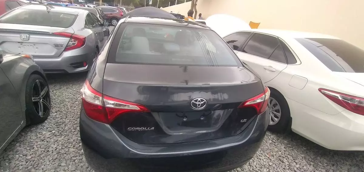 Toyota Corolla - 2016