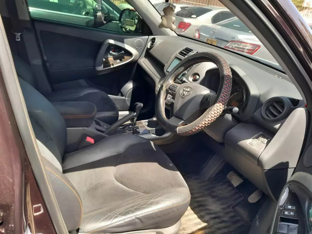 Toyota Vanguard  - 2013