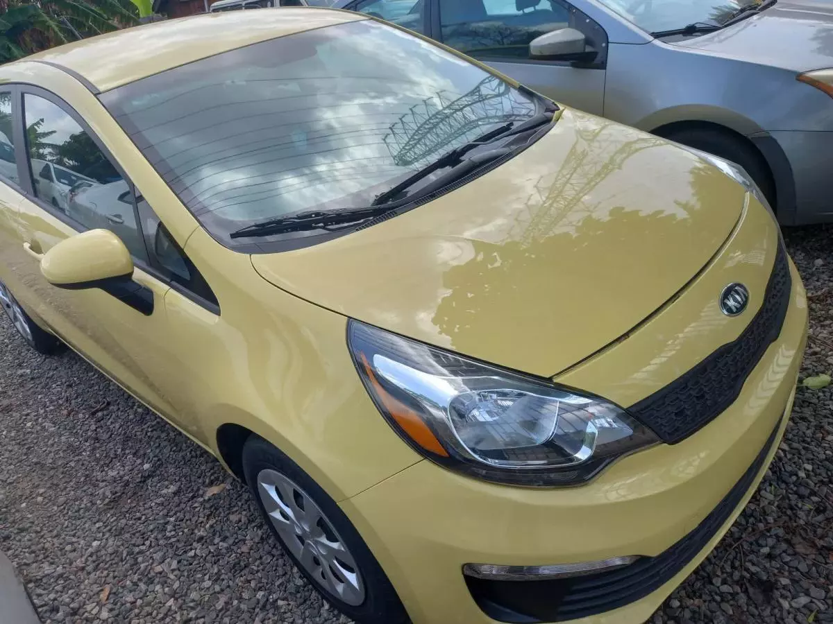 KIA Rio - 2016