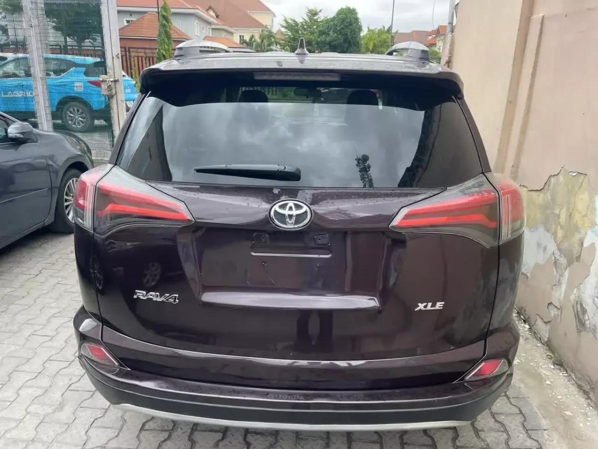 Toyota Rav 4 MT 2.0l    - 2018