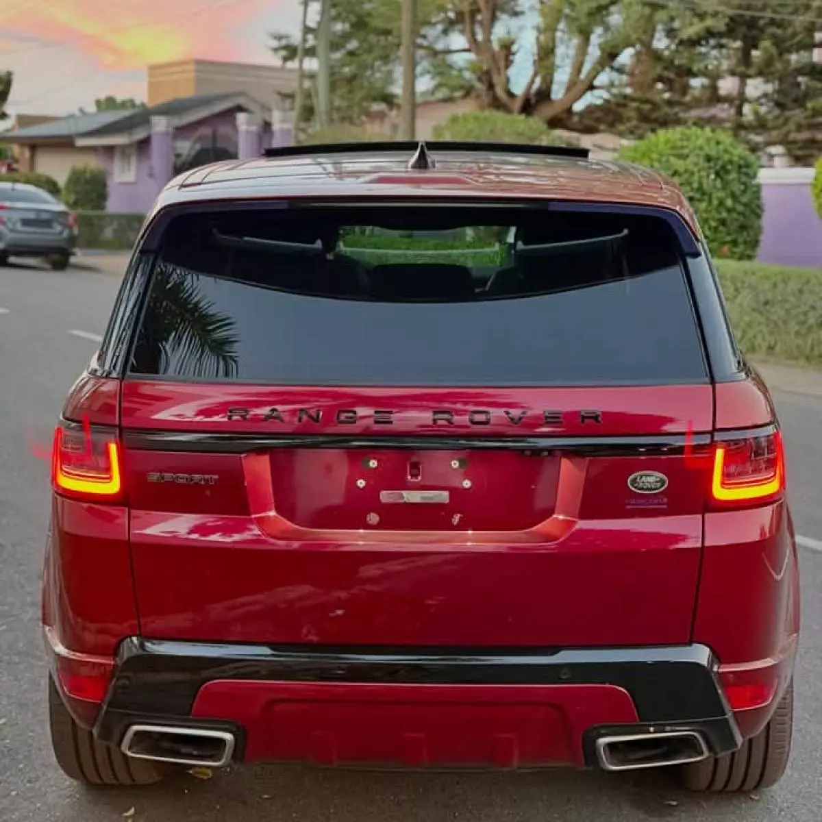 Land Rover Range Rover Sport   - 2019