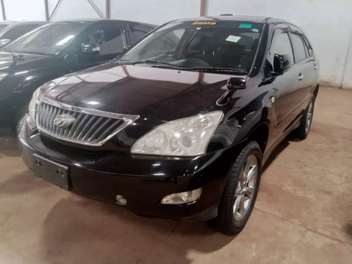 Toyota Harrier   - 2009