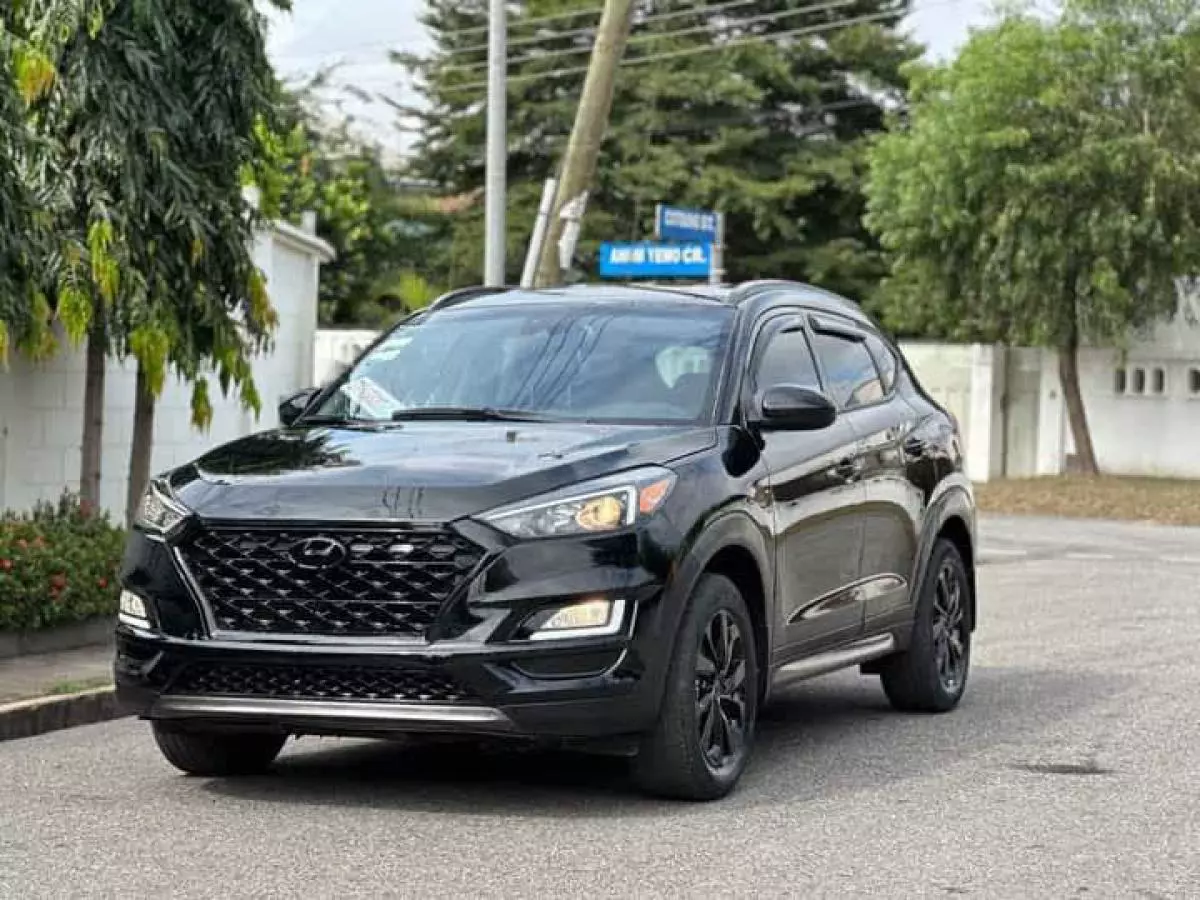 Hyundai Tucson   - 2021