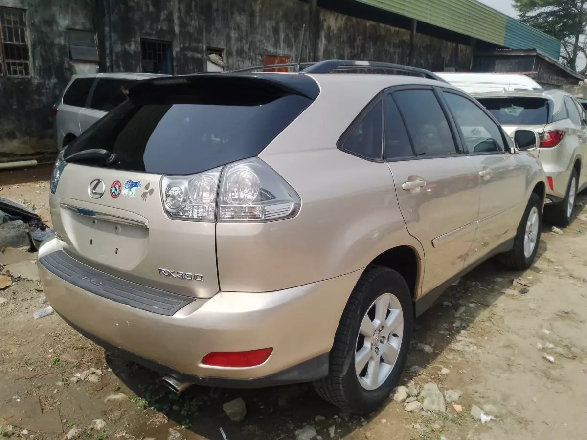 Lexus RX 330   - 2004