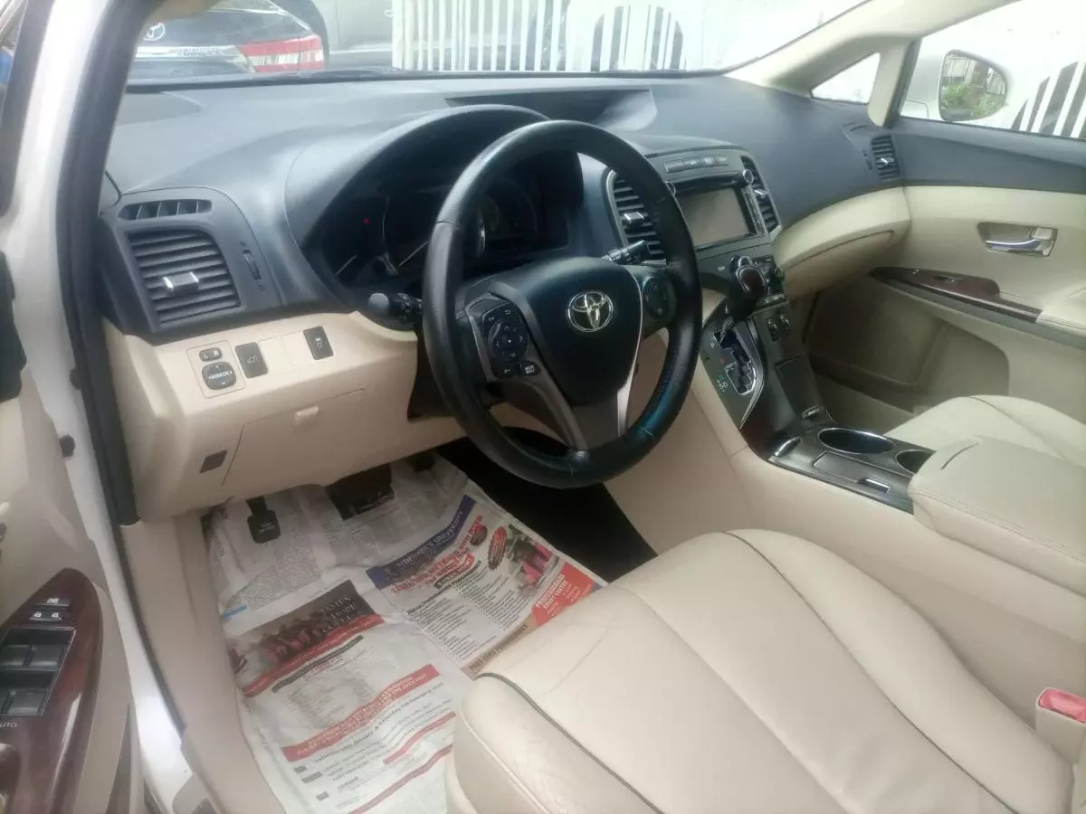 Toyota Venza - 2013