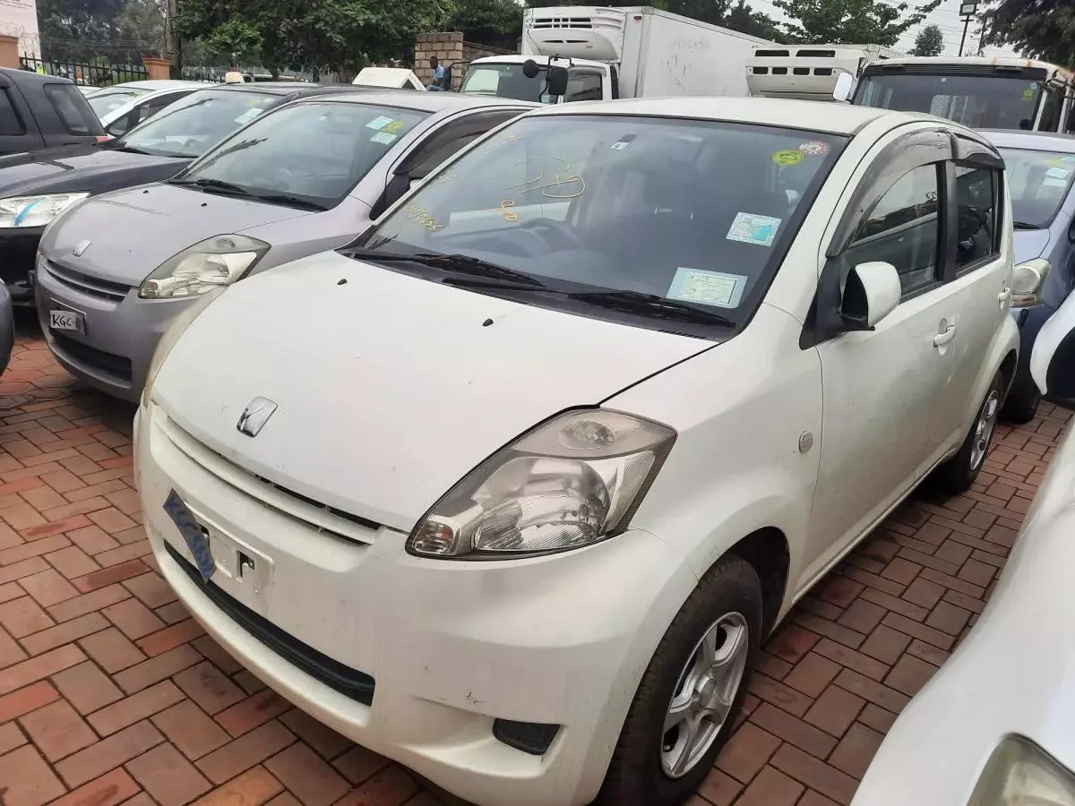 Toyota Passo - 2009