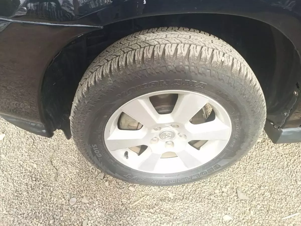 Toyota Harrier - 2009
