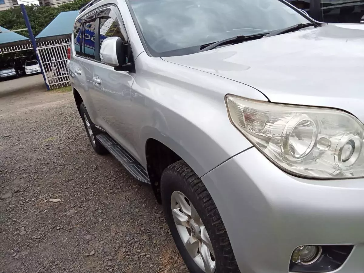 Toyota Land Cruiser Prado TX L   - 2010