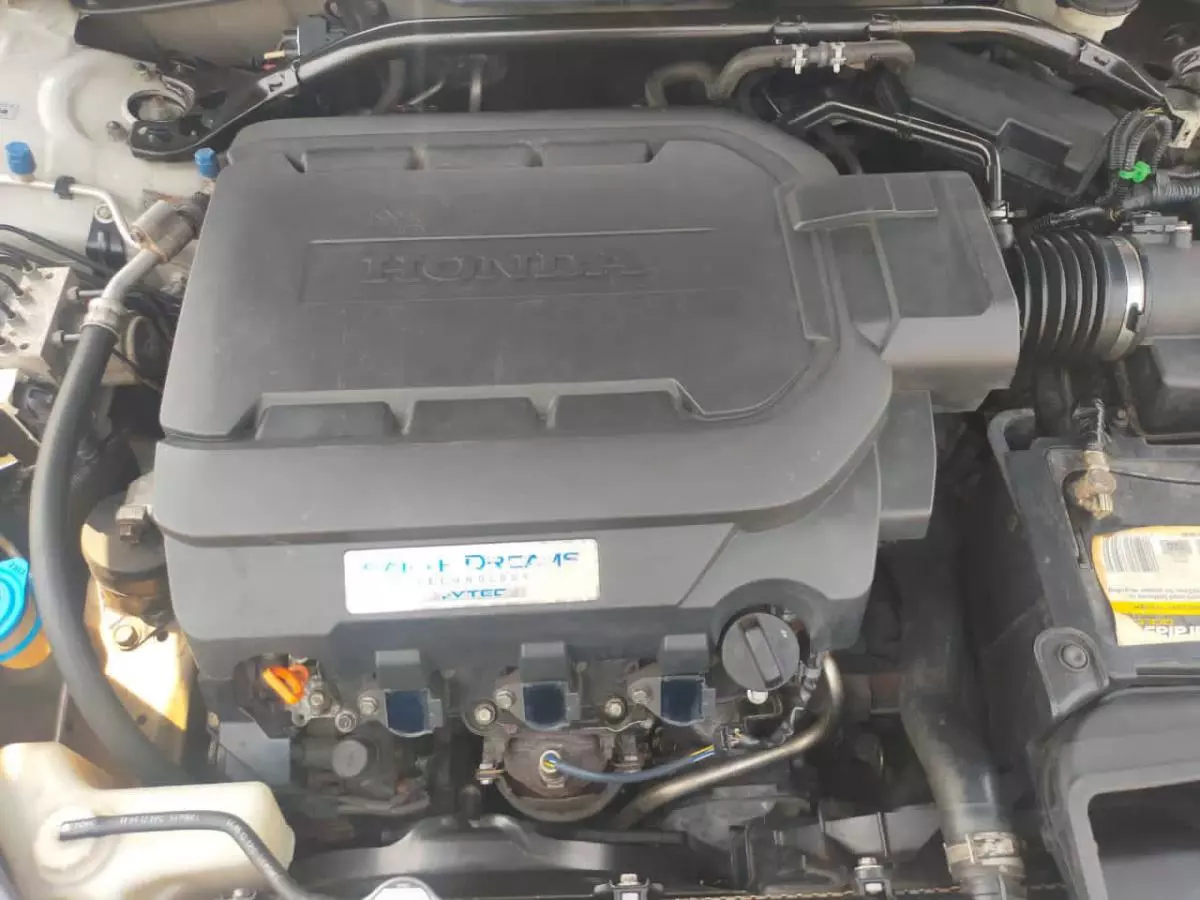 Honda Crosstour - 2013