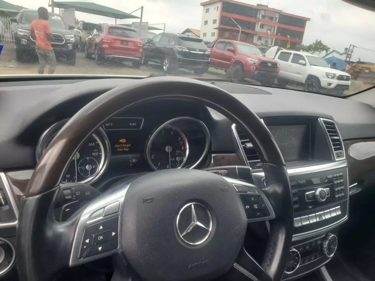 Mercedes-Benz ML 350   - 2014