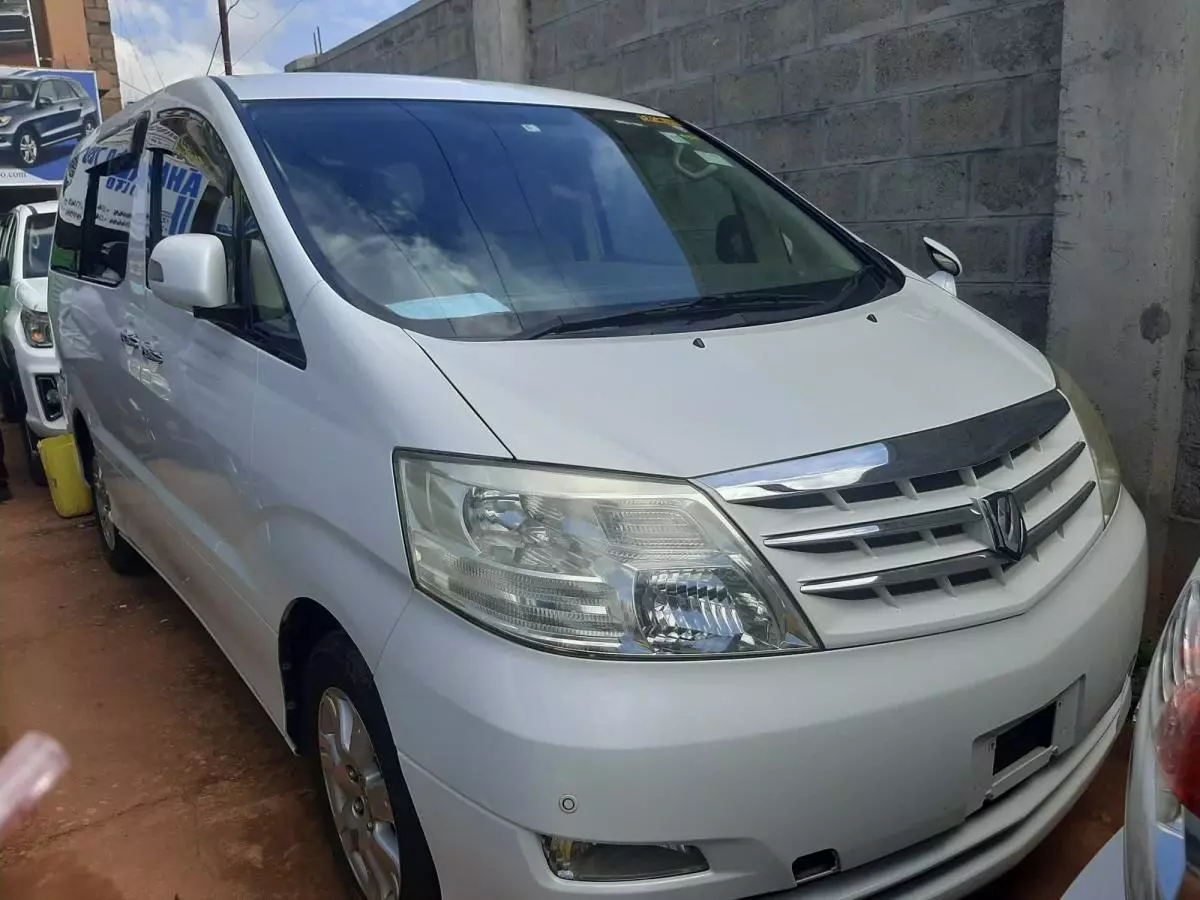 Toyota Alphard   - 2008