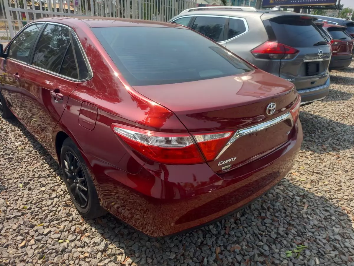 Toyota Camry   - 2015