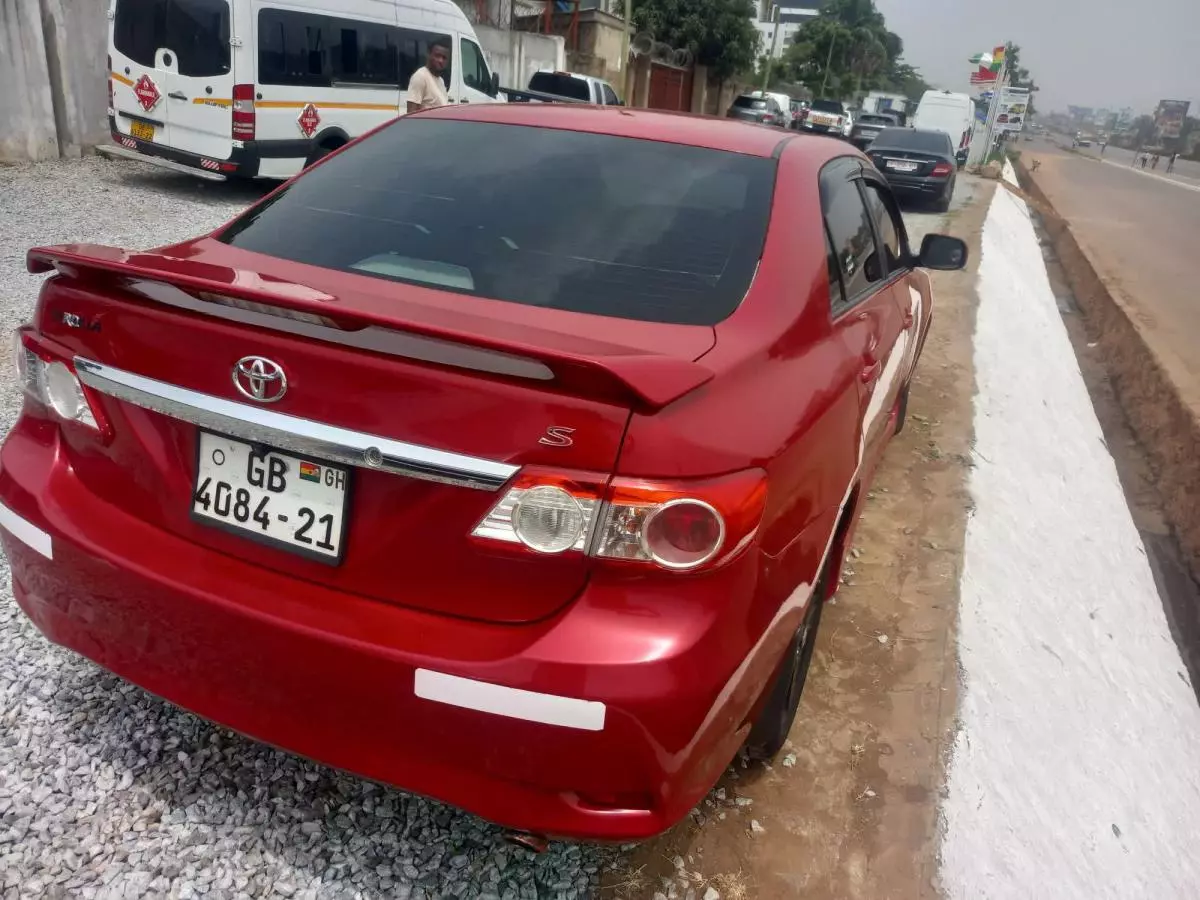 Toyota Corolla - 2013