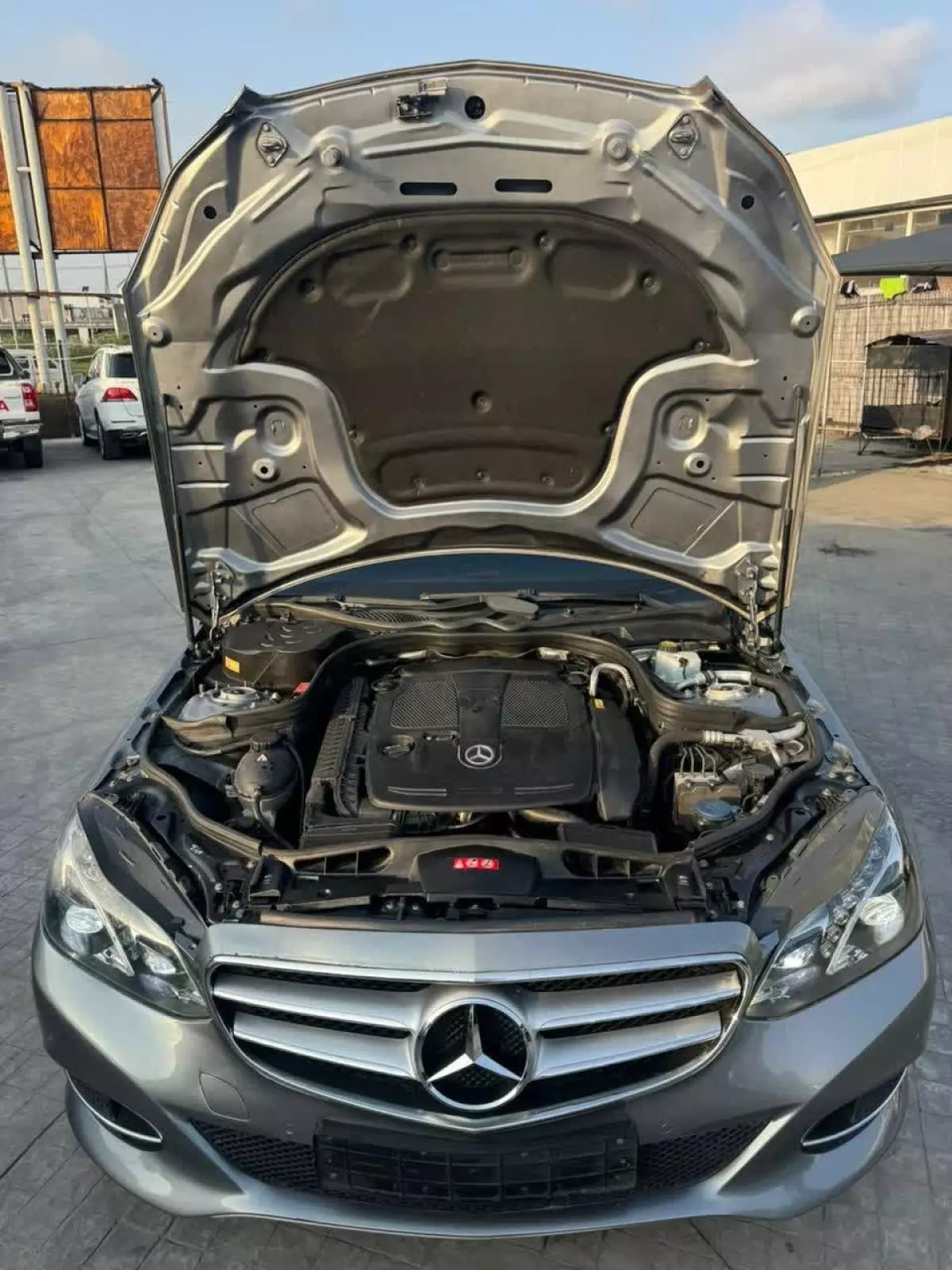 Mercedes-Benz E 350   - 2014