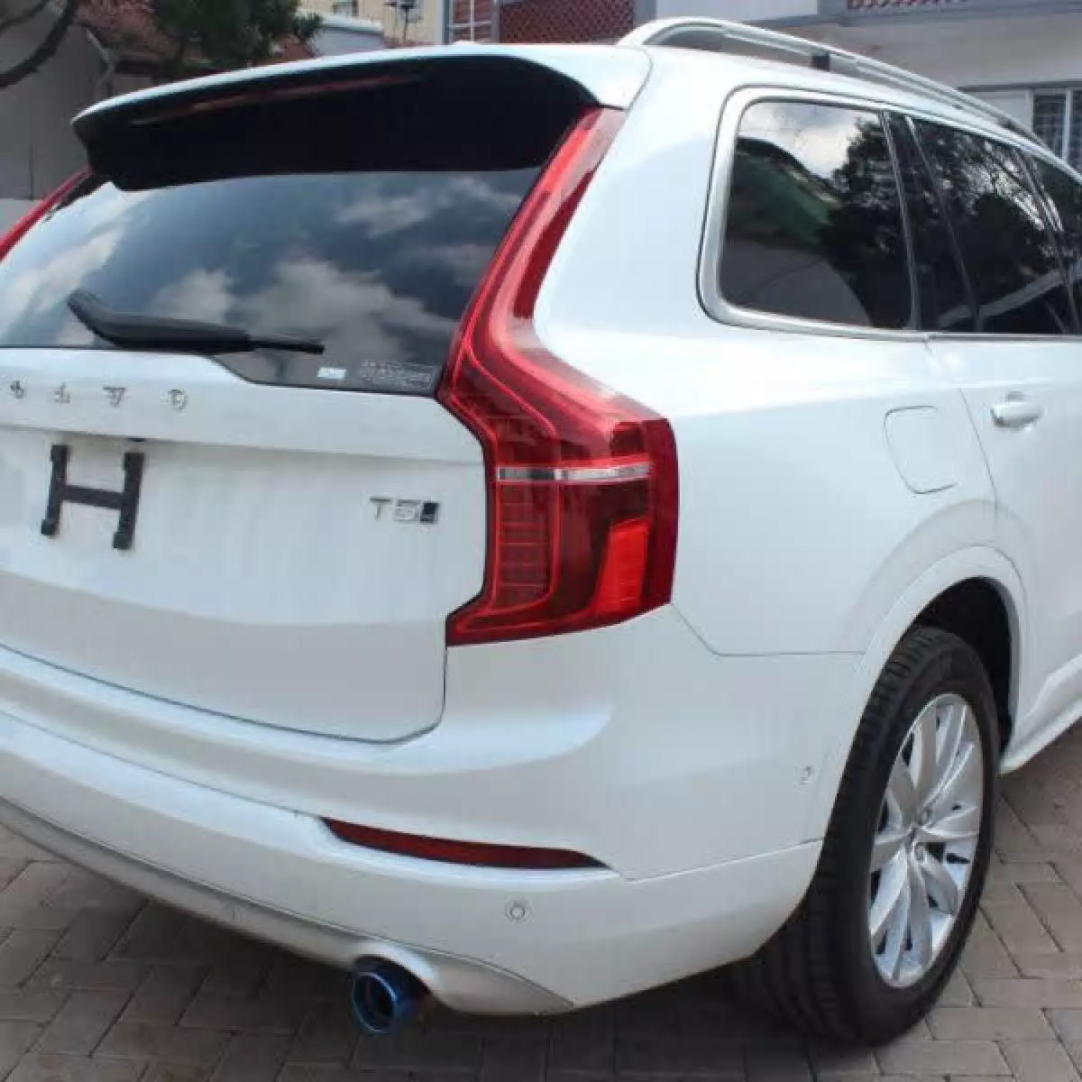 Volvo XC90   - 2018