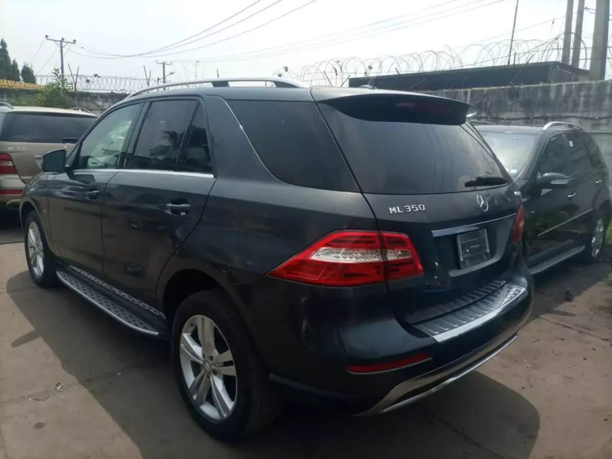 Mercedes-Benz ML 350 - 2012