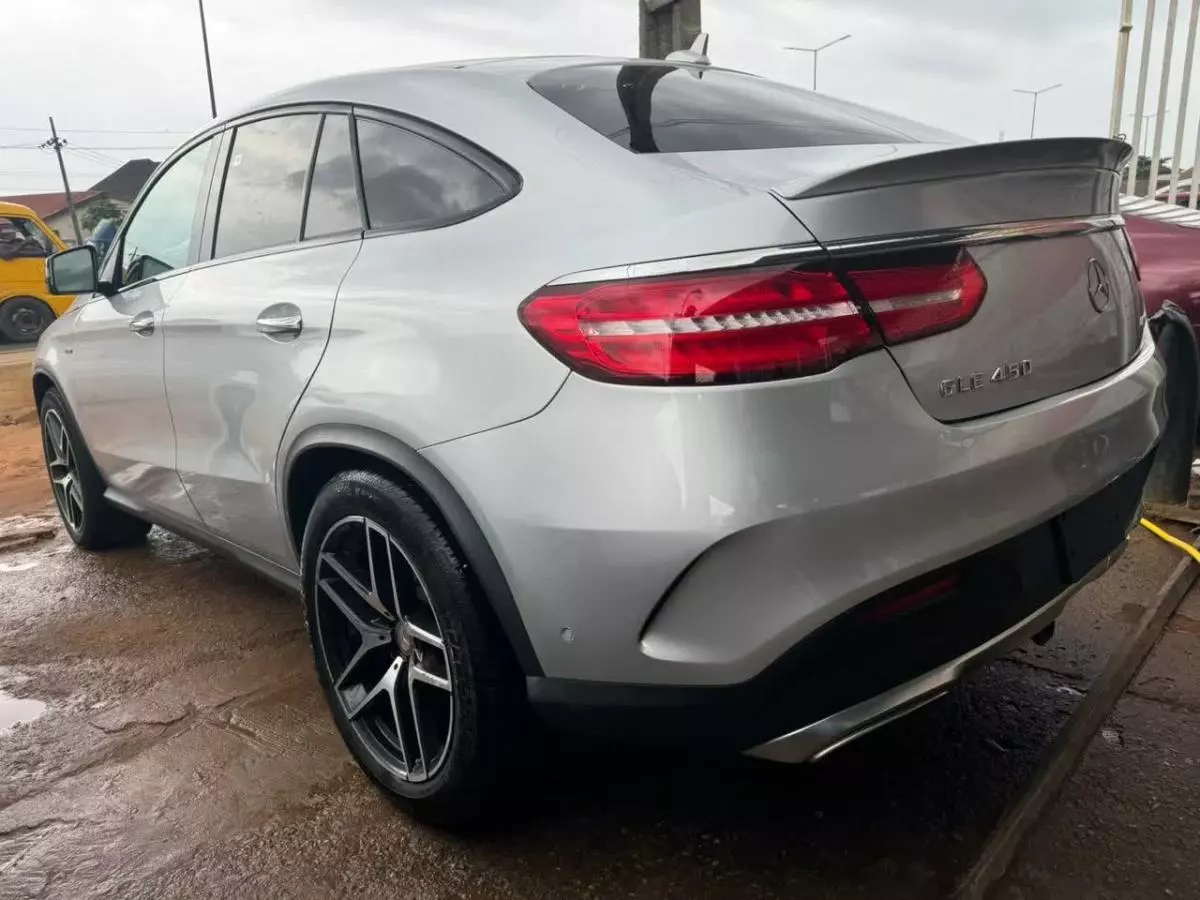 Mercedes-Benz GLE 450   - 2016