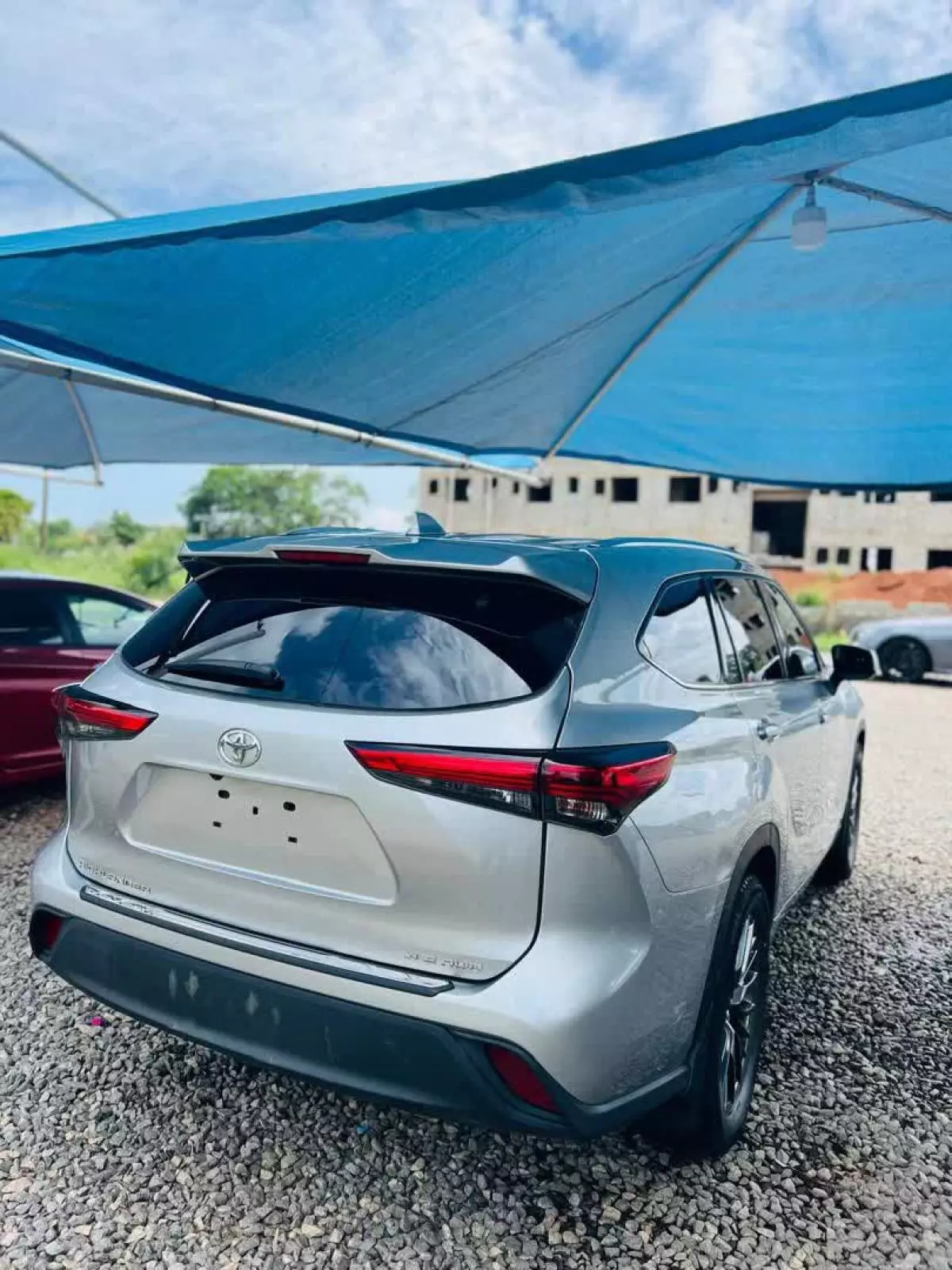 Toyota Highlander   - 2021