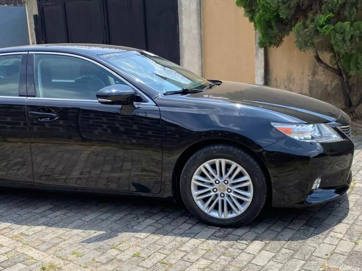 Lexus ES 350   - 2014