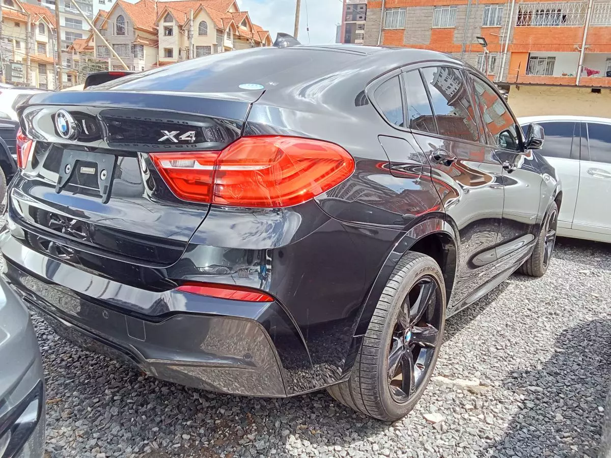 BMW X4   - 2018