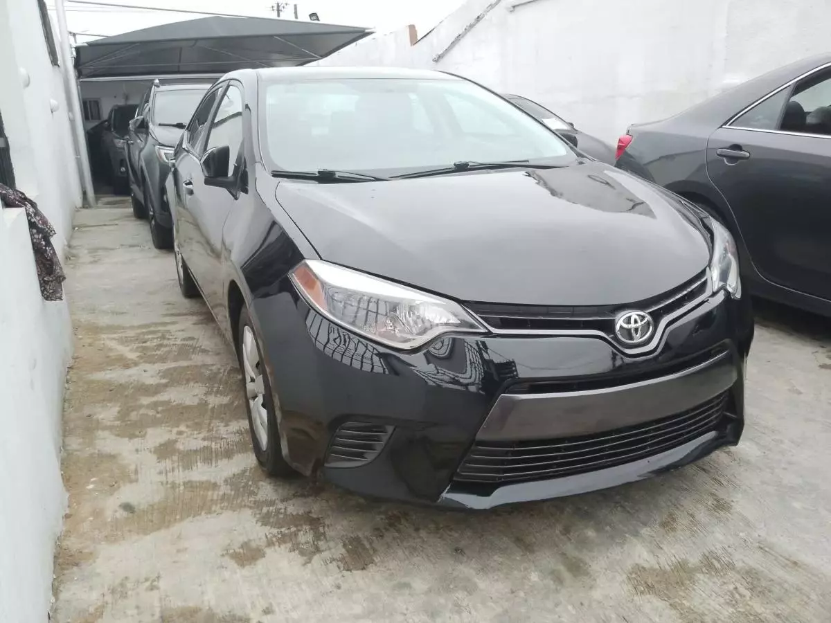 Toyota Corolla   - 2015