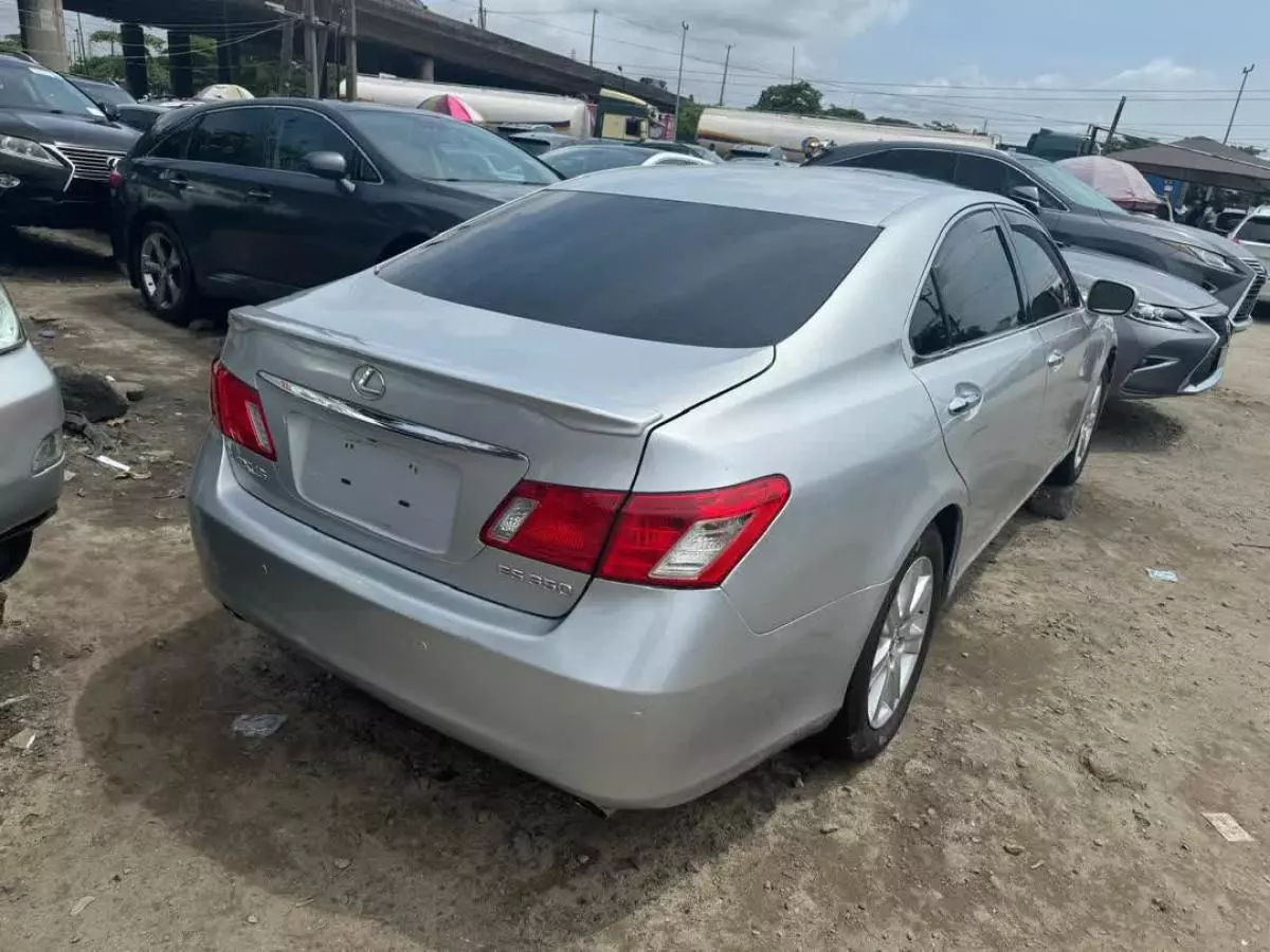 Lexus ES 350   - 2008