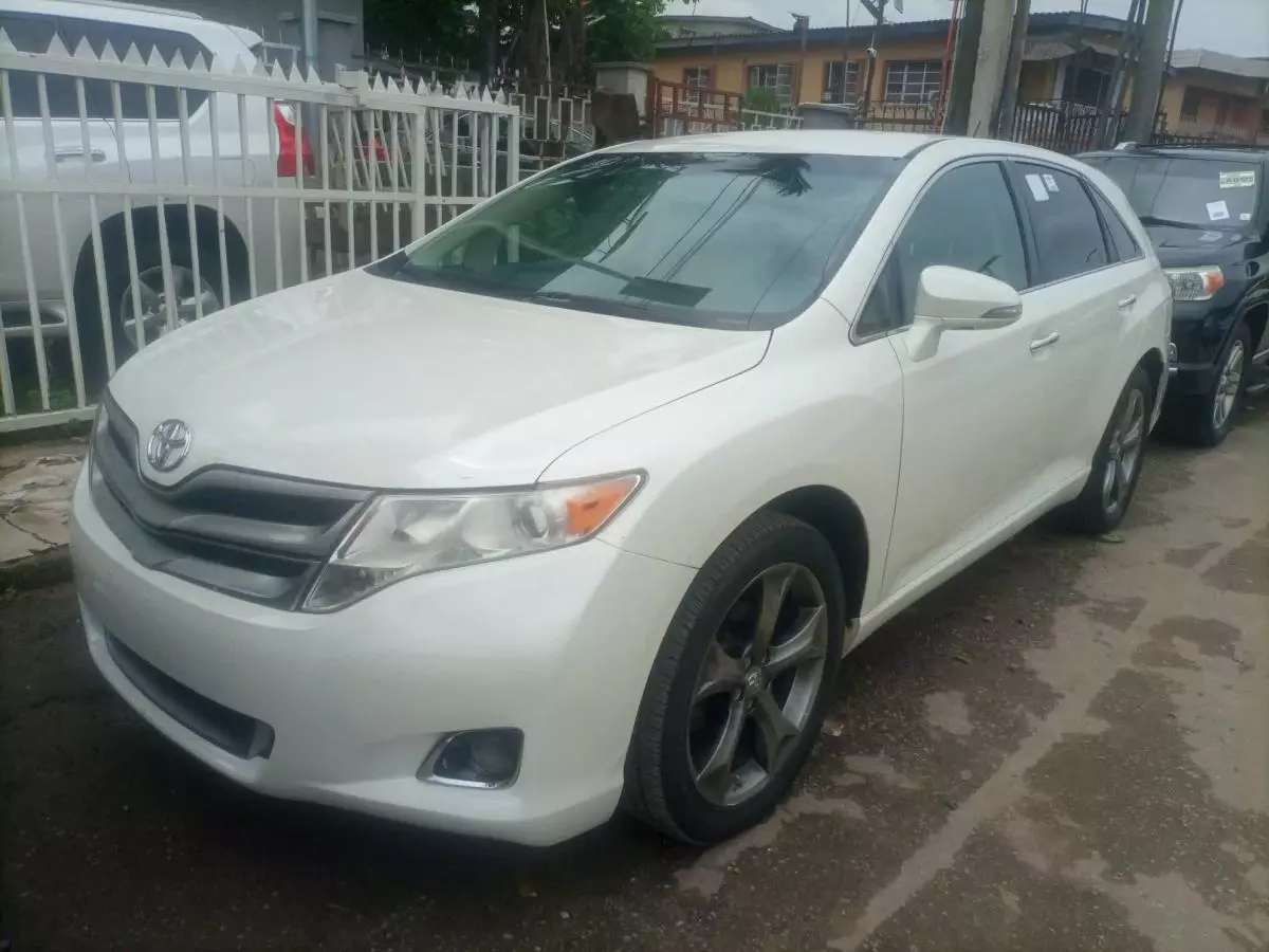 Toyota Venza - 2013