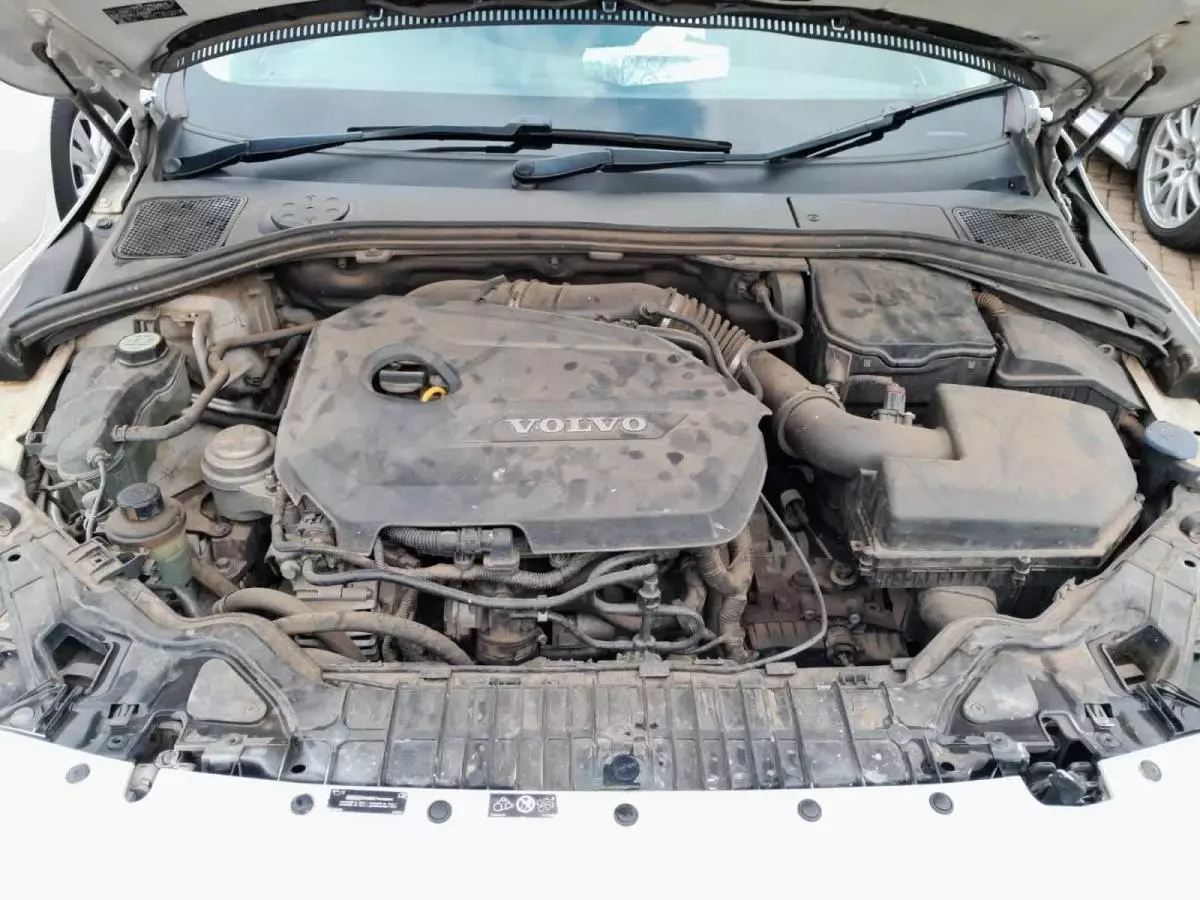Volvo V60 - 2014