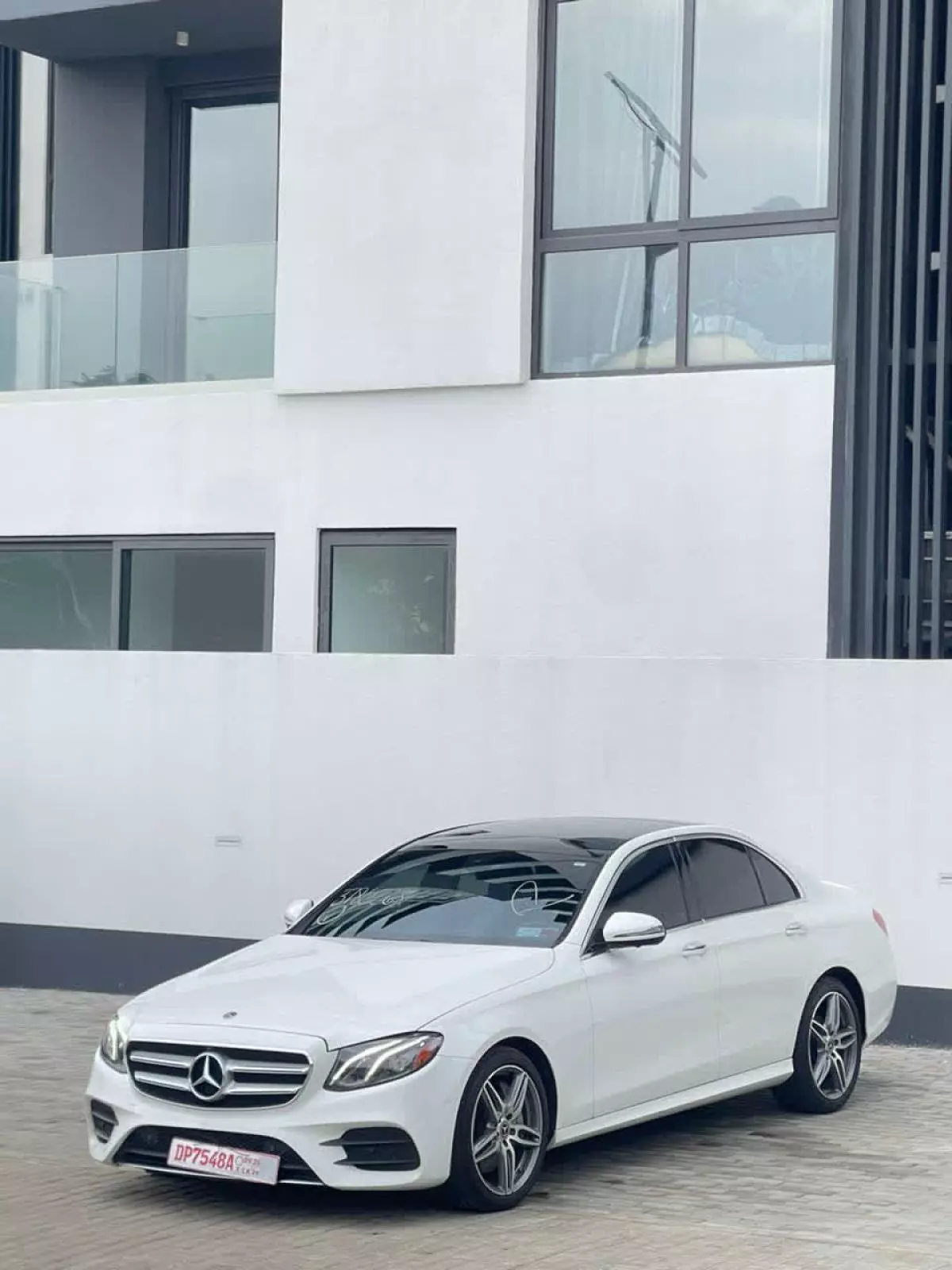 Mercedes-Benz E 300   - 2019