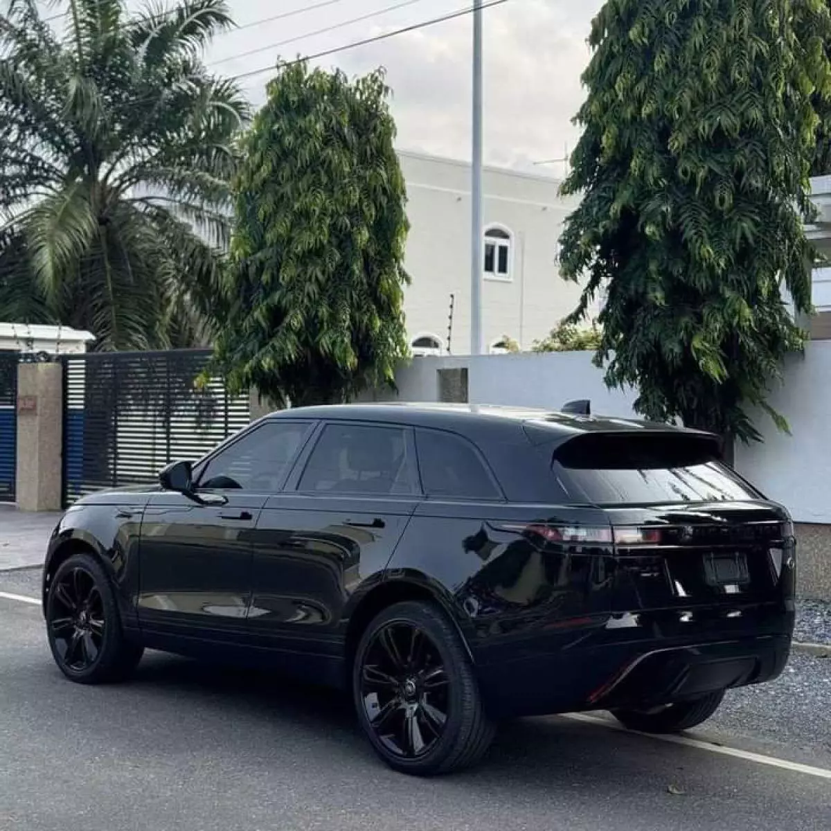 Land Rover Range Rover Velar   - 2019