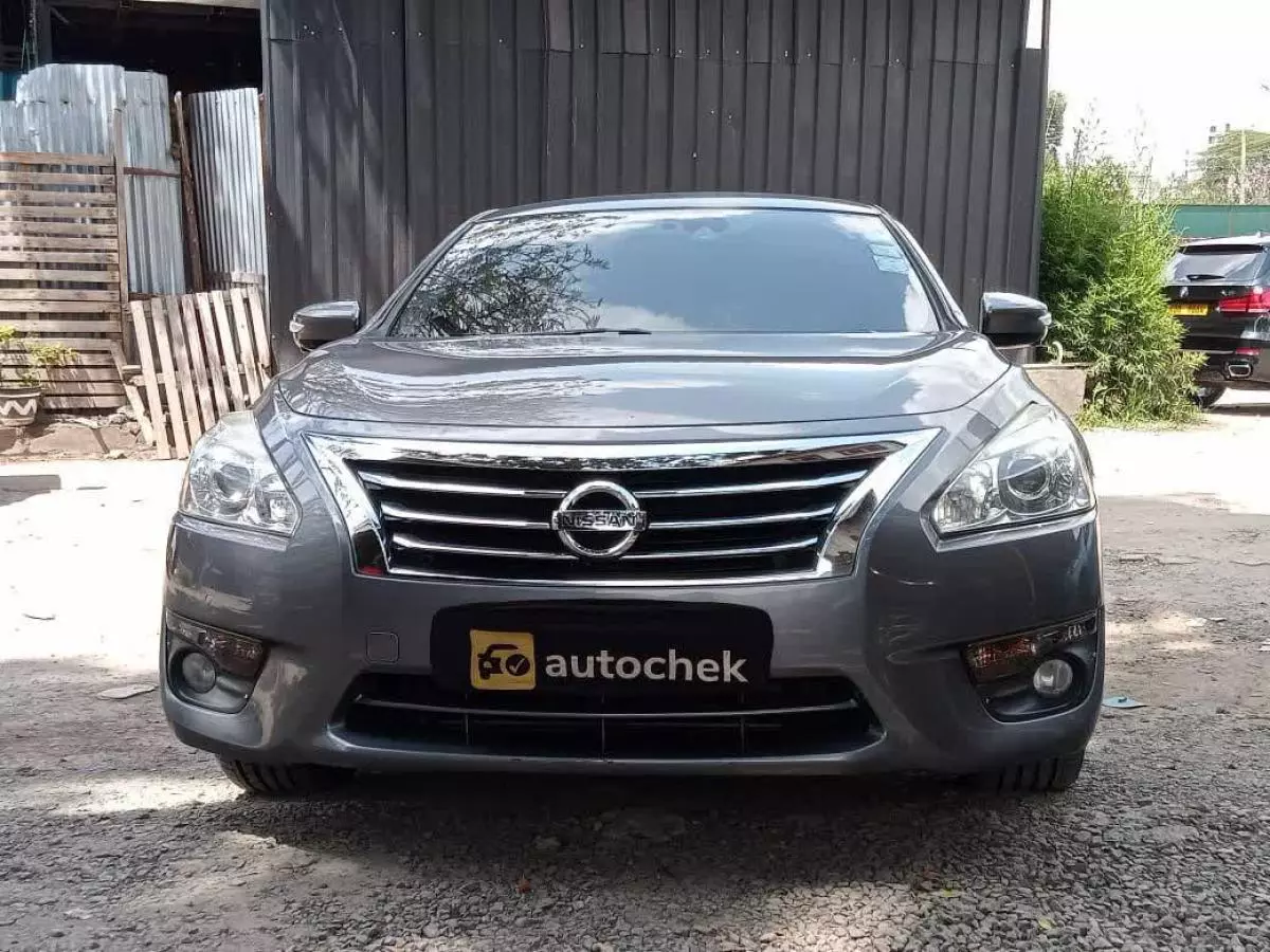 Nissan Teana - 2015