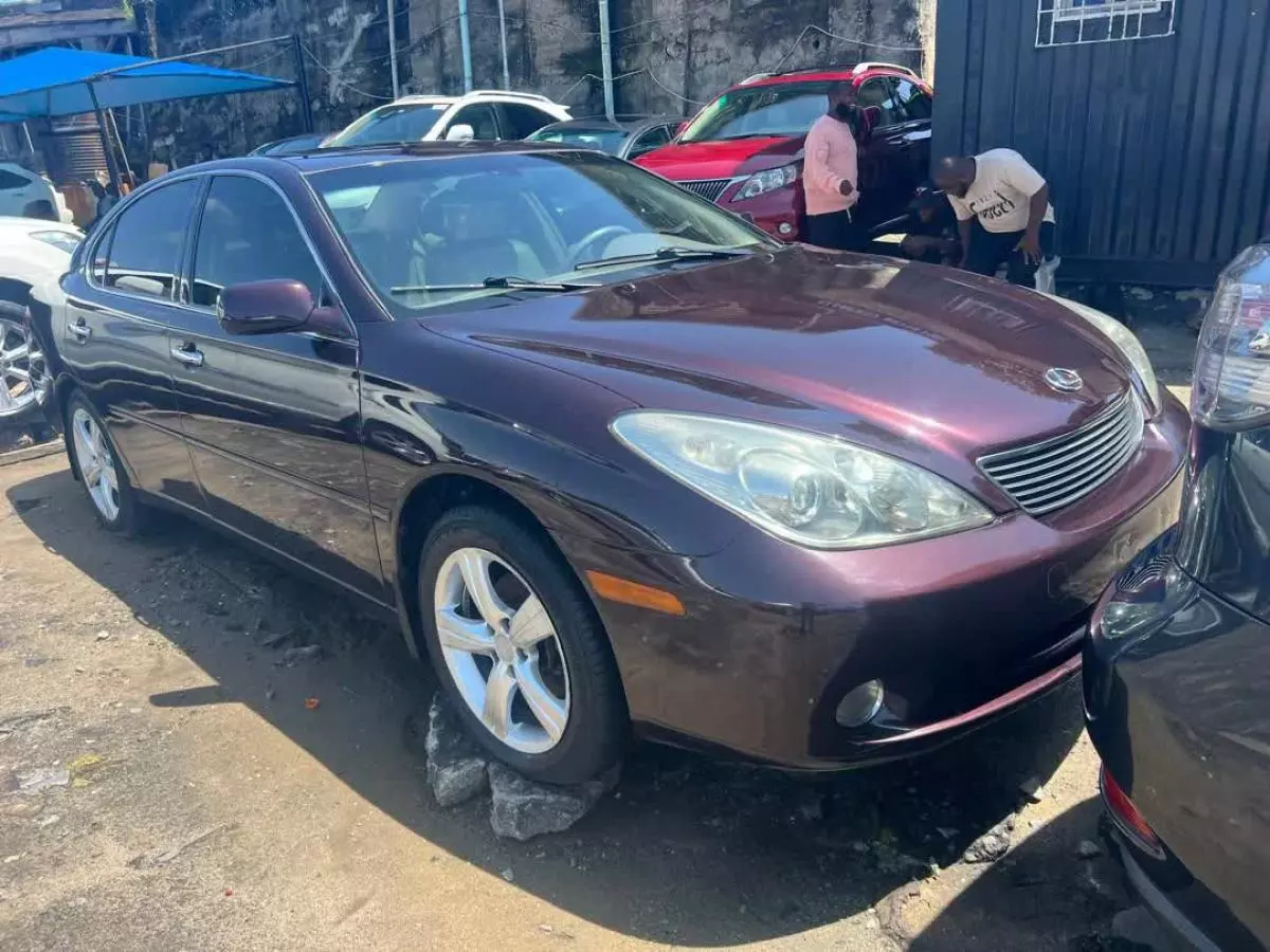 Lexus ES 330   - 2005