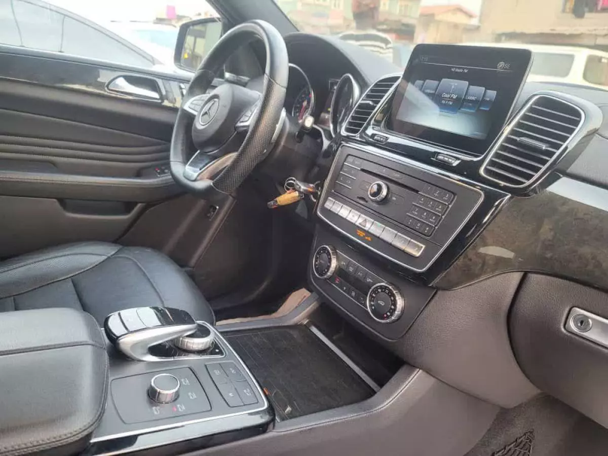 Mercedes-Benz GLE 450 - 2016